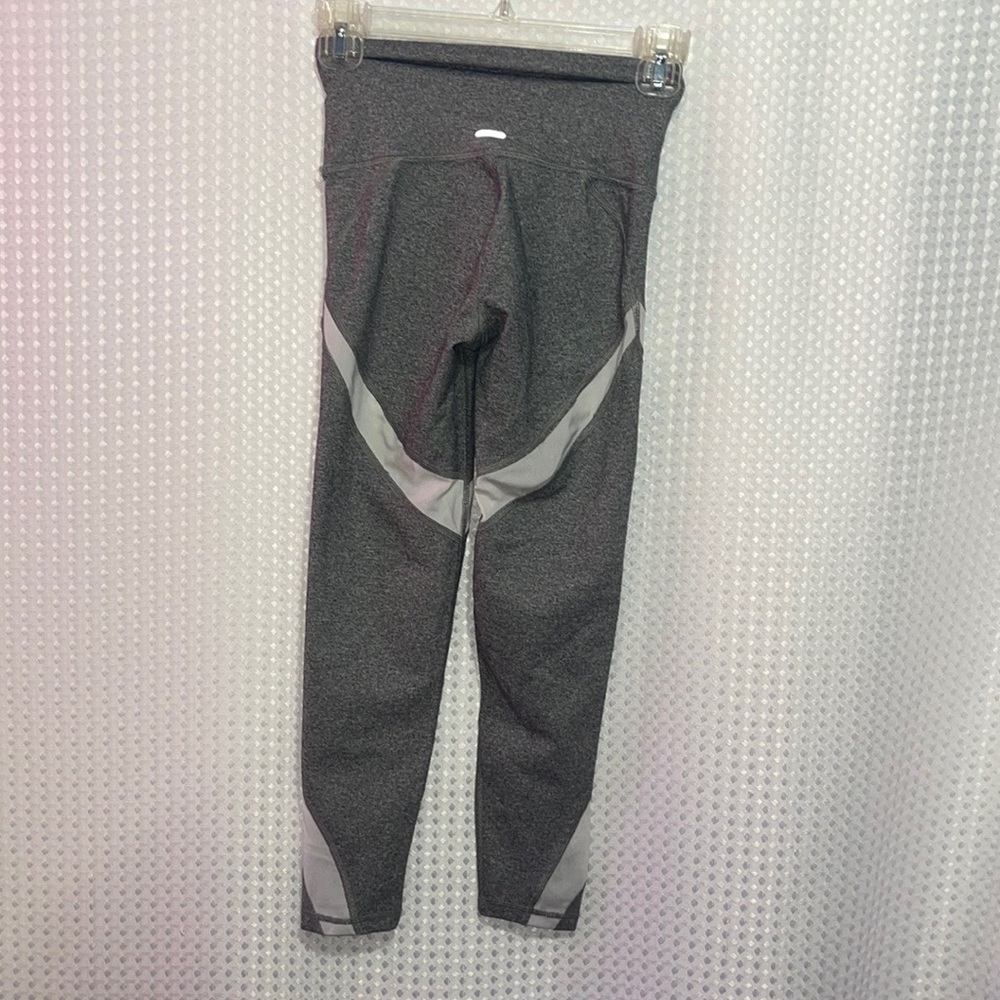 🙌🏼WOOHOO SOLD🙌🏼AERIE ‘Chill, Play, Move’ Gray Leggings W/White Mesh Size XS - Picture 6 of 6